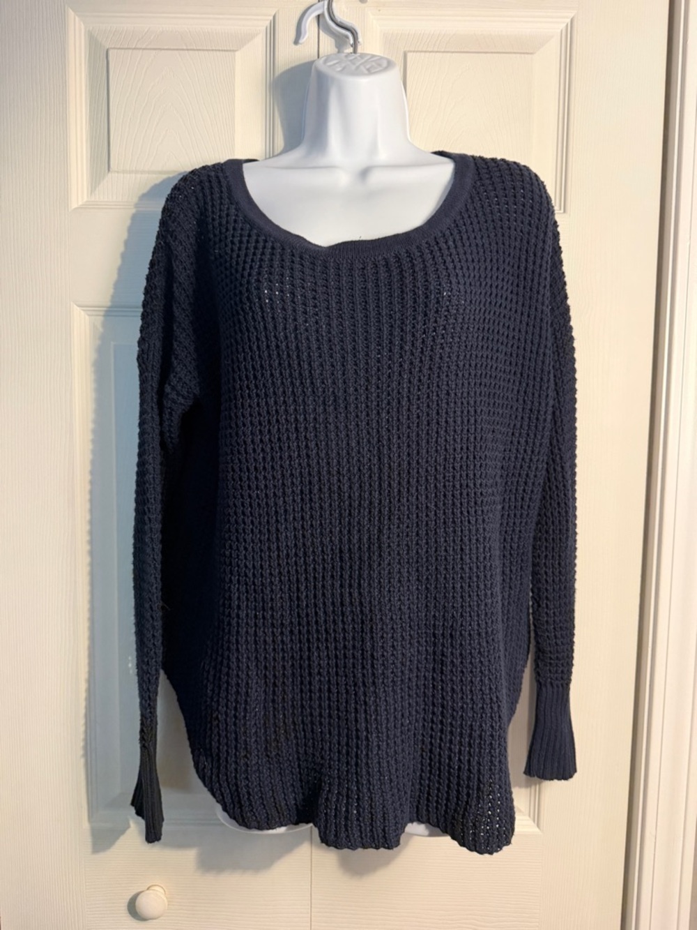 American Eagle oversized sweater.Navy. Size small